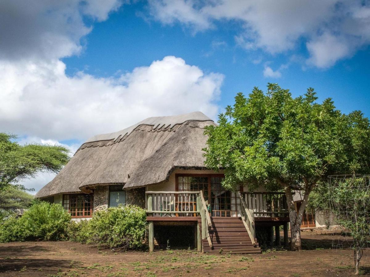 Rhino River Lodge Manyoni Private Game Reserve Extérieur photo