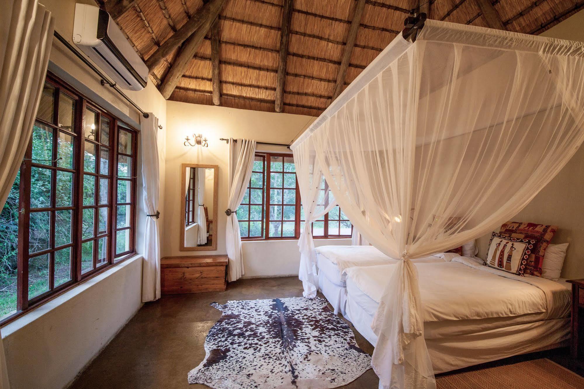 Rhino River Lodge Manyoni Private Game Reserve Extérieur photo